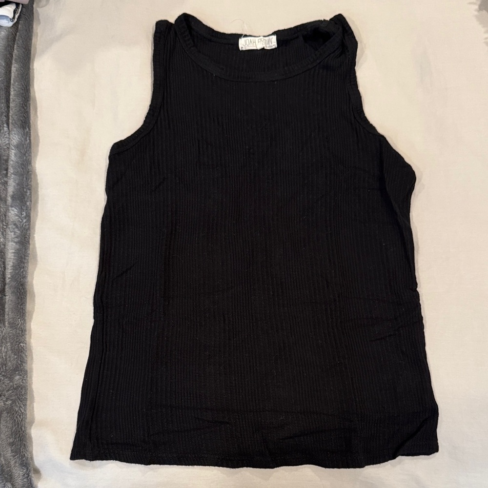 Joah Brown Ribbed Black Tank Top